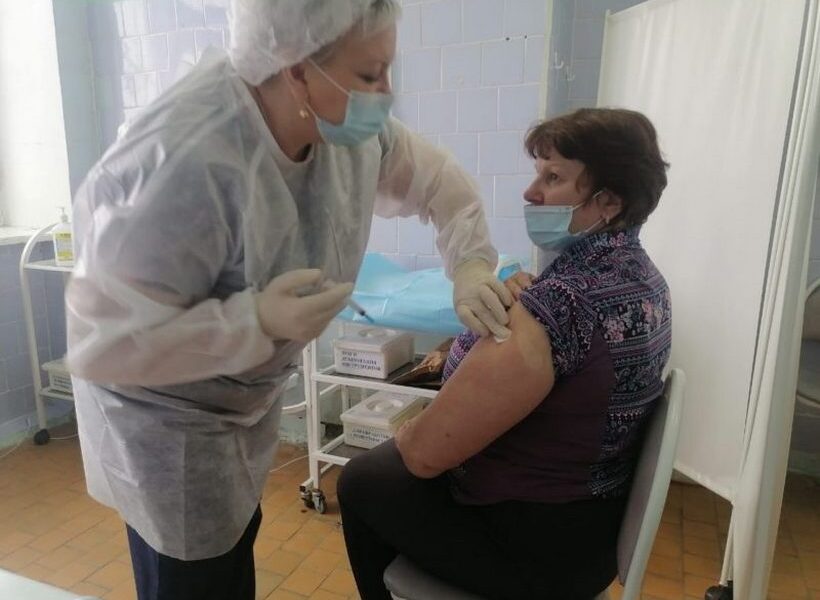 Вакцинация от коронавируса в Ачитском районе началась 27 марта
