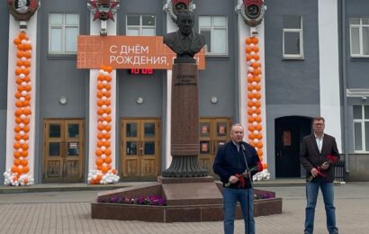 Гордума Первоуральска бойкотировала день рождения ПНТЗ?
